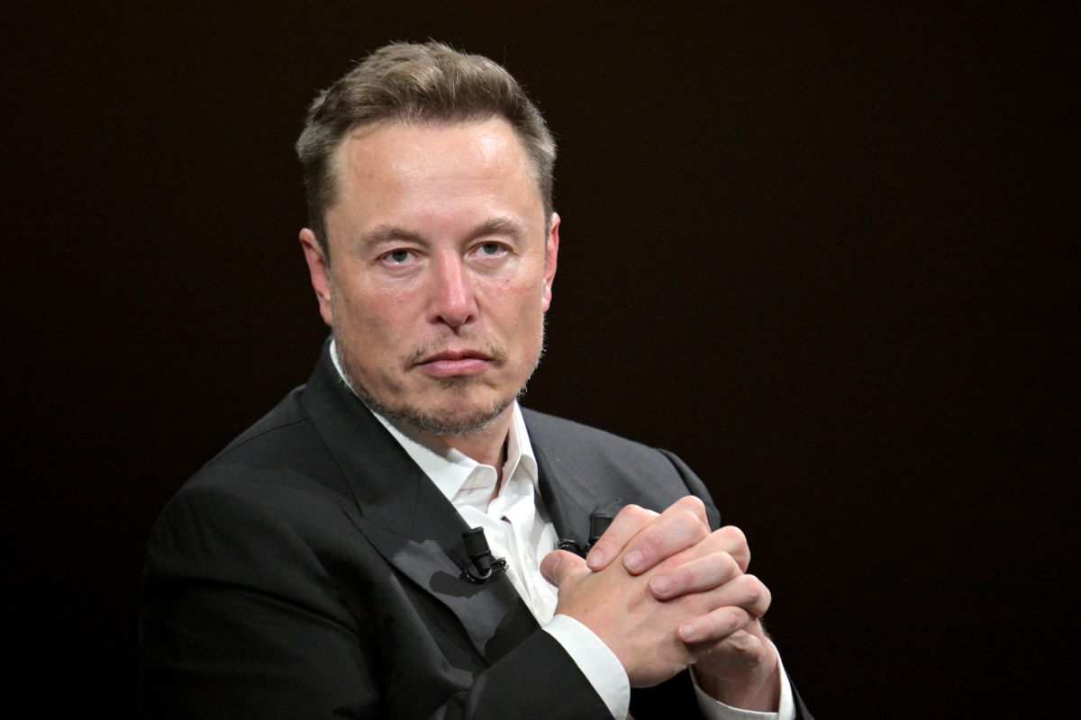 Elon Musk Gugat Apple dan OpenAI, Apa Penyebabnya?
