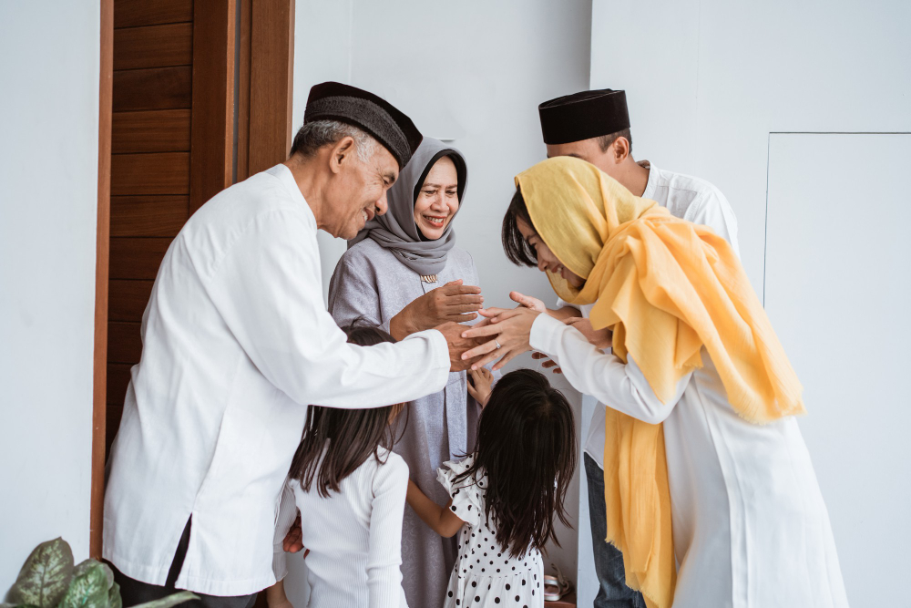 Perbedaan Silaturahmi dan Silaturahim: Makna, Dalil, dan Keutamaannya