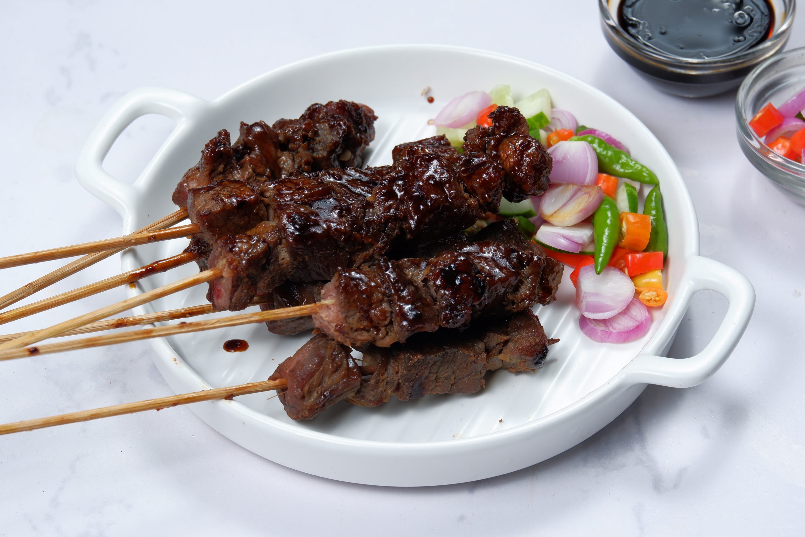Dari Dapur Nusantara ke Bara Api: Asal Usul Sate Tusuk yang Mendunia