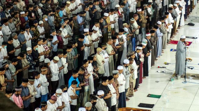 Wajib atau Sunnah? Memahami Hukum Shalat Tarawih yang Sering Disalahpahami