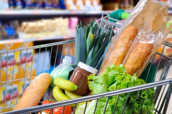 Belanja Tetap Berkualitas Tanpa Bikin Dompet Menipis: Cara Mengatur Pengeluaran Bulanan