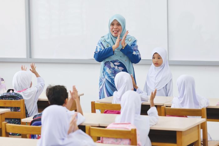 Rp23 Triliun Disiapkan! Pemerintah Bidik Penataan Guru 2027, Ratusan Ribu PPPK dan CPNS Jadi Sorotan