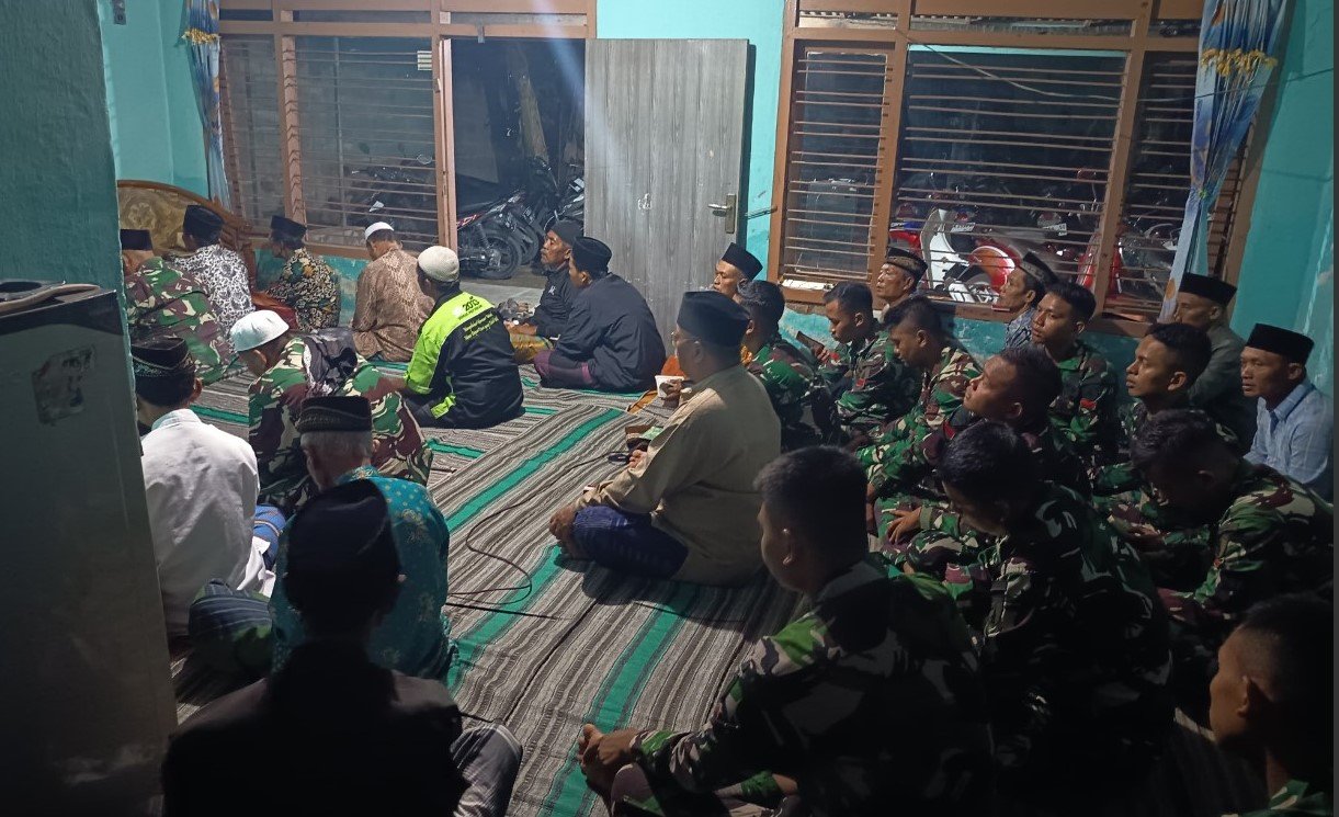 Gelar Tahlil dan Yasin bersama Warga Desa Kesilir Banyuwangi, TNI Hadir Kuatkan Aspek Spiritual Masyarakat melalui Program TMMD