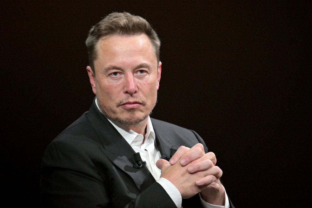 Elon Musk Gugat Apple dan OpenAI, Apa Penyebabnya?