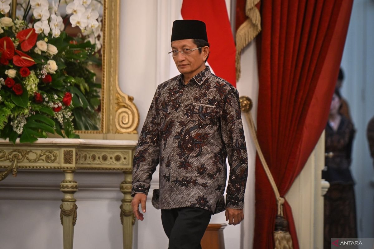Pernyataan Menag Soal Guru: Klarifikasi, Permintaan Maaf, dan Komitmen Pemerintah