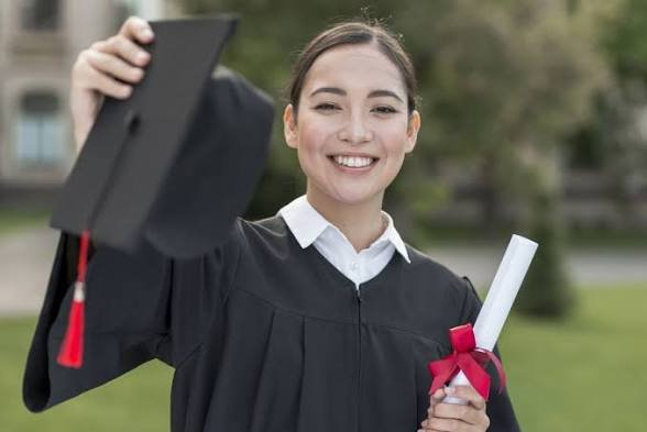 Baru Lulus, Tapi ‘Belum Siap’? Menghadapi Realita Fresh Graduate Tanpa Pengalaman