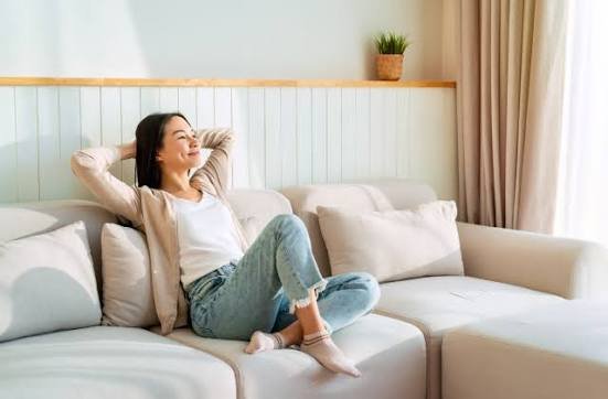 Tak Semua Harus Bergegas: Menemukan Makna Hidup Lewat Slow Living