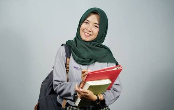 IPK Tinggi Bukan Jaminan, Lalu Apa yang Salah? Membaca Ulang Makna “Pintar” di Bangku Kuliah