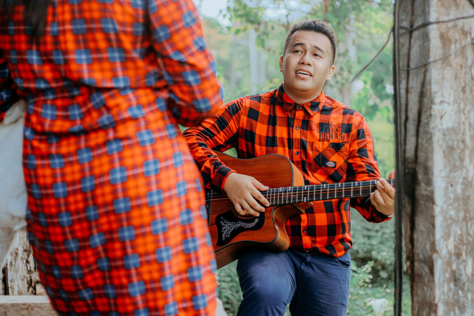 Sebelum Ada Lagu Galau dan Media Sosial: Cara Orang Zaman Dulu Menyembuhkan Patah Hati