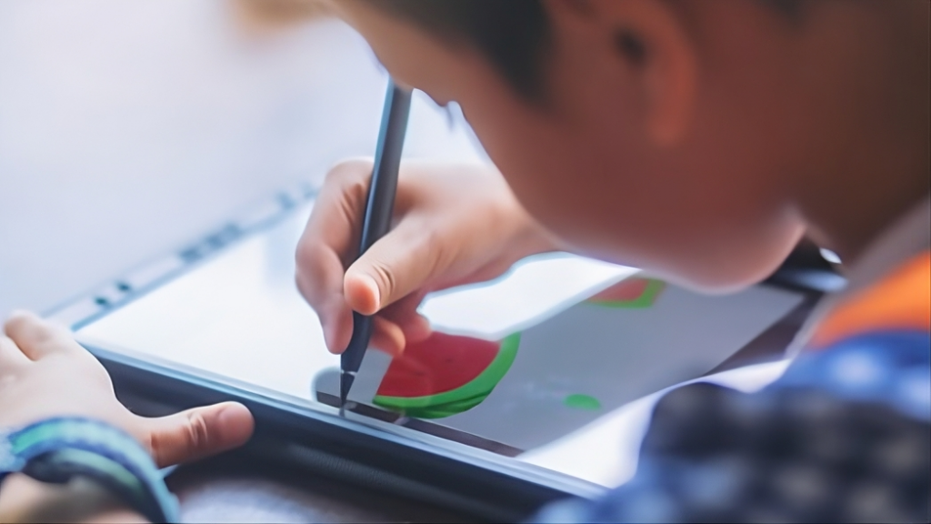Belajar Menggambar Digital Bisa Membantu Anak Lebih Fokus dan Kreatif