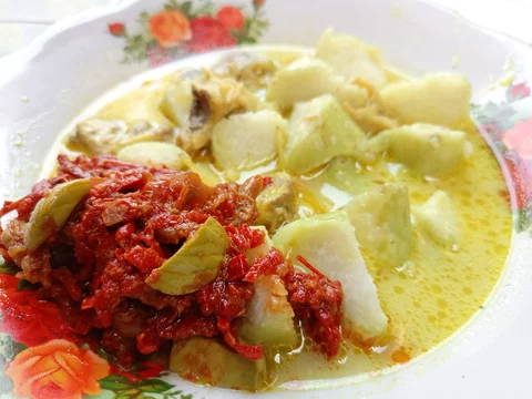 5 Tempat Makan di Cirebon yang Cocok untuk Makan Bersama Keluarga