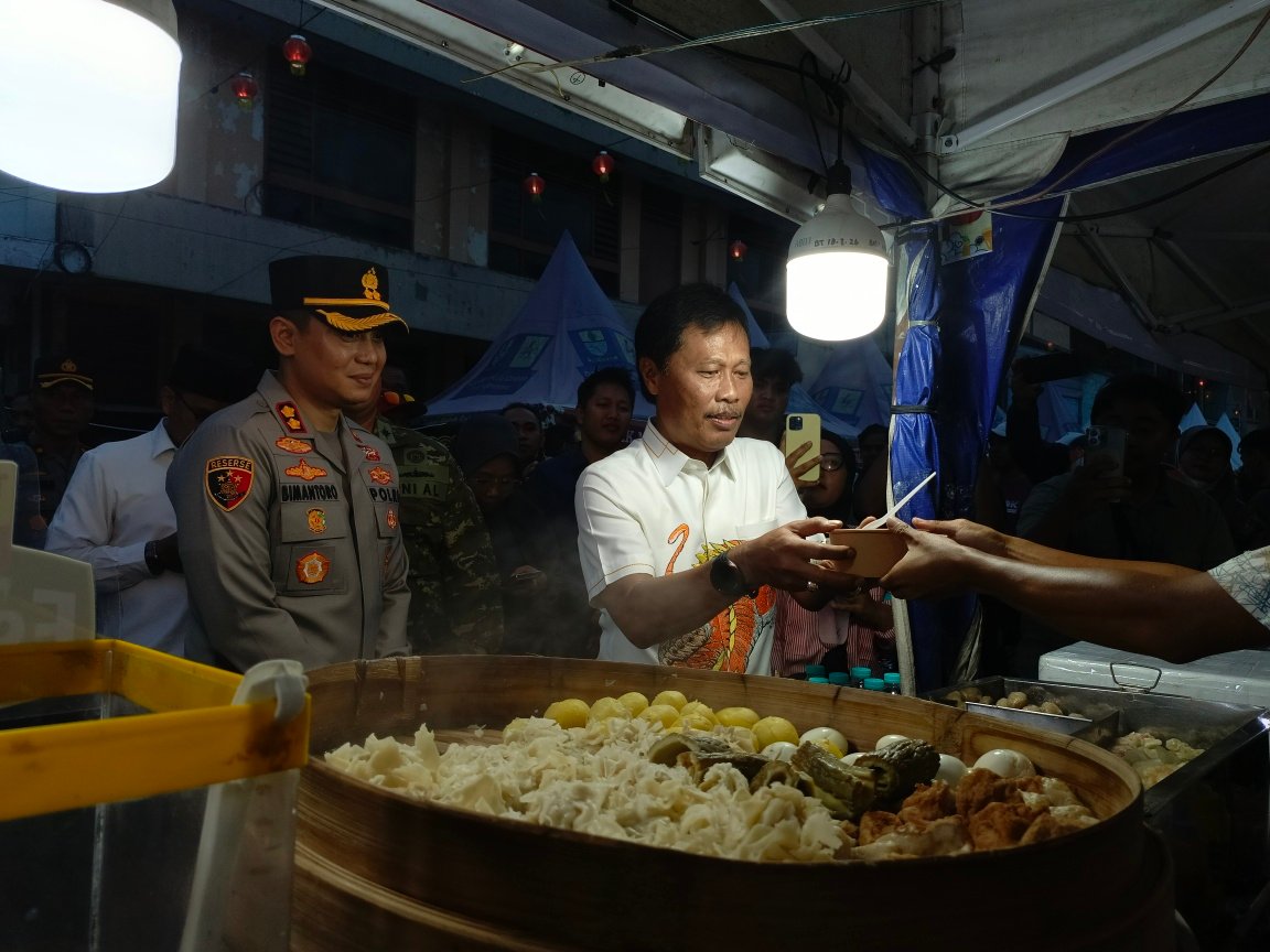 Festival Kue Bulan hingga Peresmian Gapura Pecinan Jadi Simbol Kebersamaan Cirebon