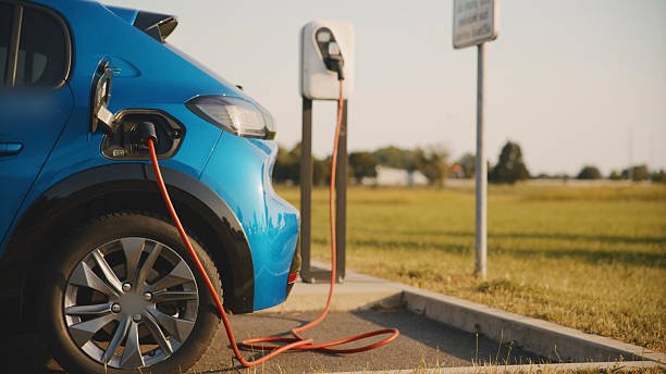 Mobil Listrik Bekas atau Baru, Mana yang Lebih Menguntungkan?