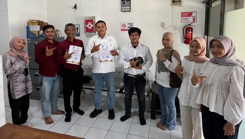 Dari Pesantren ke Pemasok IKEA: BLKK Al Manshuriyah Bertransformasi Jadi PT CMT, Siapkan 2.000 Penjahit