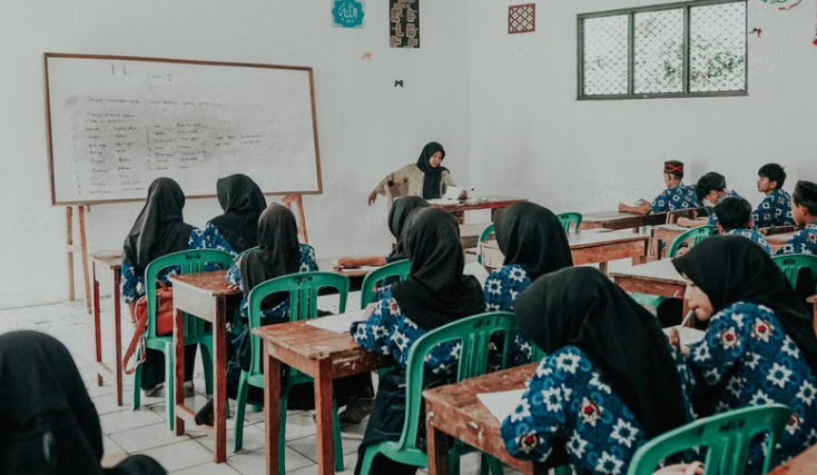 Mendikdasmen Minta Pengawas Sekolah Aktif Dampingi Guru, Coding-AI hingga Pencegahan Perundungan Jadi Perhatian