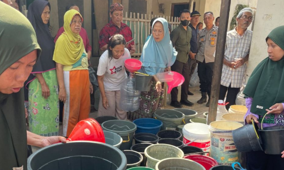 Kekeringan di Kota Cirebon Belum Berakhir, BPBD Sudah Salurkan 407 Ribu Liter Air Bersih untuk 5.914 Warga