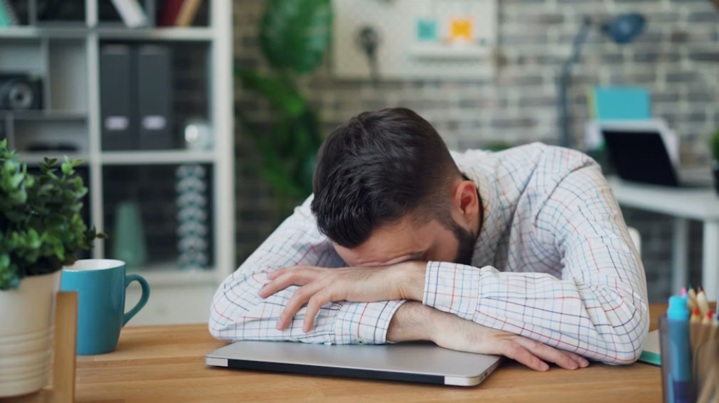 Sering Overthinking dan Sulit Merasa Bahagia? Coba 5 Kebiasaan Bersyukur Ini Setiap Hari