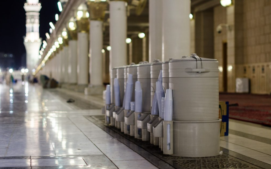 3 Doa Minum Air Zamzam Lengkap dengan Arab, Latin, dan Artinya, Amalkan untuk Memohon Berkah
