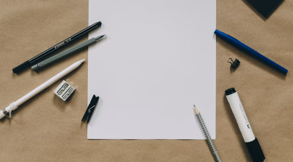 10 Tips Menulis Cerpen untuk Pemula: Dari Menentukan Ide hingga Membuat Ending Berkesan