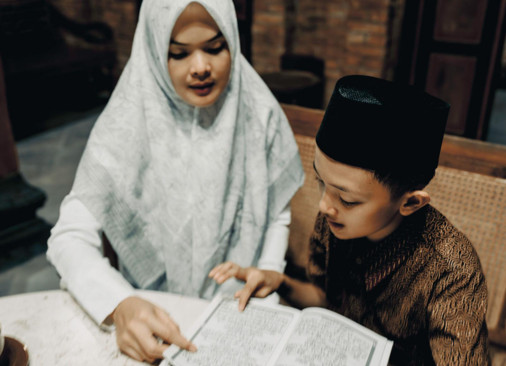 200 Santri Ikuti Lomba Hari Santri 2026 di Kota Cirebon, Ada Tahfiz, Safinatun Najah dan Aqidatul AwamKebonCinta.com — Sebanyak kurang lebih 200 peserta dari berbagai pondok pesantren dan lembaga pendidikan keagamaan mengikuti perlombaan dalam rangka memp